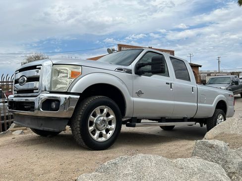 Used 2011 Ford F350 Lariat w/ Lariat Ultimate Pkg AWD/4WD image 2