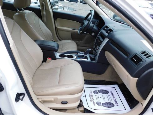 Used 2010 Mercury Milan Premier image 13