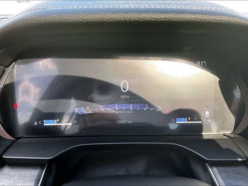 Used 2023 Jeep Grand Cherokee Limited w/ Black Appearance Package image 20