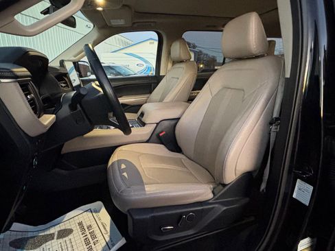 Certified 2024 Ford Expedition Max Limited AWD/4WD image 23