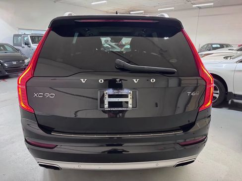 Used 2019 Volvo XC90 T6 Momentum w/ Advanced Package AWD/4WD image 4