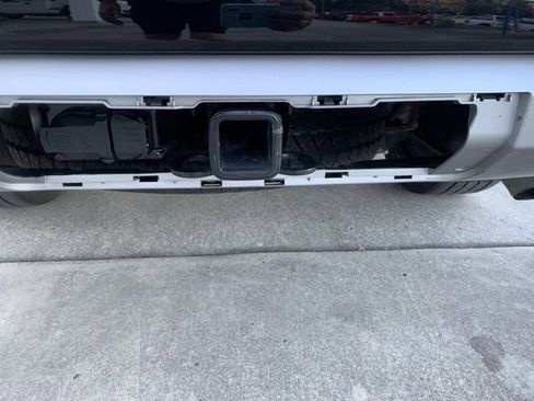 Used 2024 Ford Expedition Limited image 10