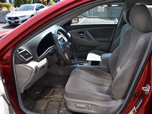 Used 2009 Toyota Camry LE FWD image 17