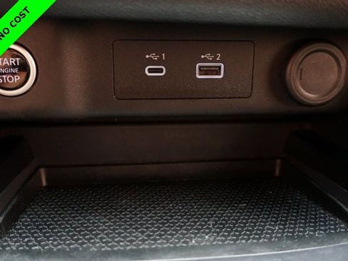 Used 2023 Nissan Rogue S image 18