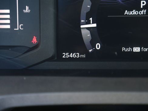 Used 2025 Toyota Tacoma SR5 image 21