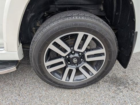 Used 2023 Toyota 4Runner Limited image 32