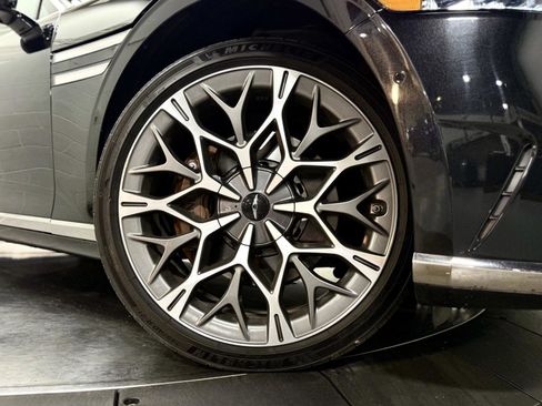 Used 2023 Genesis G90 3.5T AWD/4WD image 10