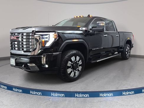 Used 2024 GMC Sierra 2500 Denali w/ Denali Reserve Package AWD/4WD image 1
