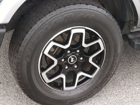 Used 2023 Ford Bronco Outer Banks AWD/4WD image 8