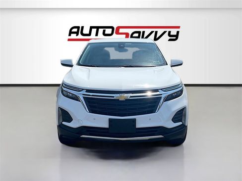 Used 2023 Chevrolet Equinox LT image 2