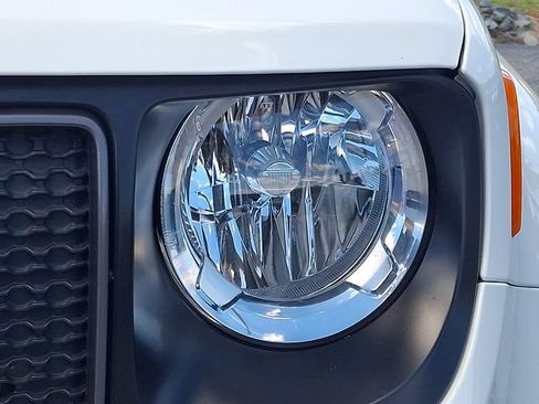 Used 2021 Jeep Renegade Trailhawk w/ Sun & Sound Group AWD/4WD image 9