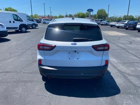 Used 2025 Ford Escape ST-Line FWD image 4