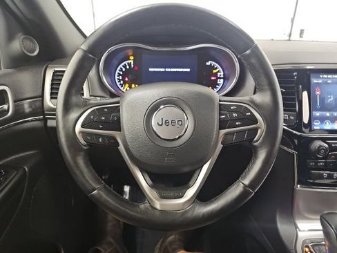 Used 2019 Jeep Grand Cherokee Limited AWD/4WD image 18