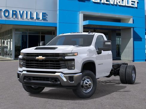 New 2026 Chevrolet Silverado 3500 W/T w/ WT Convenience Package RWD image 6