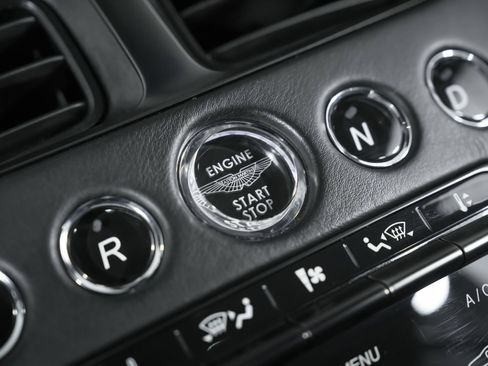 Used 2019 Aston Martin DB11 Coupe RWD image 75