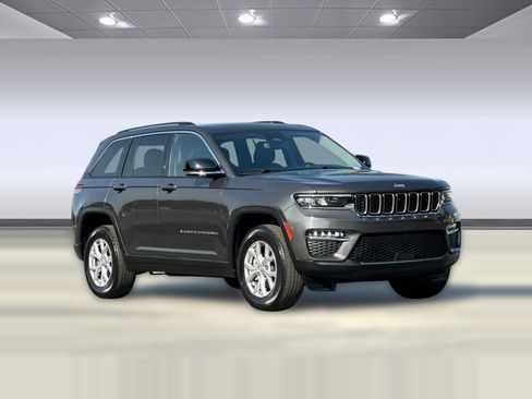 Used 2022 Jeep Grand Cherokee Limited AWD/4WD image 6