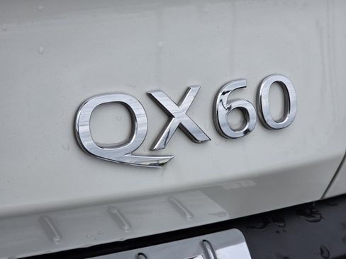 Used 2023 INFINITI QX60 Luxe FWD image 32