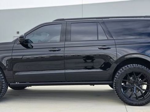 New 2025 Ford Expedition Max Platinum w/ Stealth Appearance Package image 2