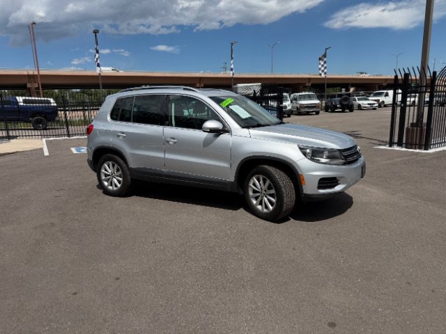 Used 2017 Volkswagen Tiguan Wolfsburg Edition AWD/4WD image 17