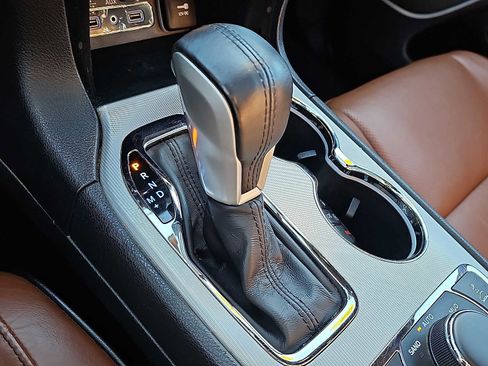 Used 2019 Jeep Grand Cherokee Summit w/ Platinum Series Group image 17