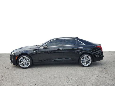 Used 2022 Cadillac CT4 Premium Luxury RWD image 2