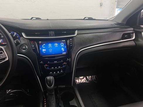 Used 2015 Cadillac XTS FWD image 18