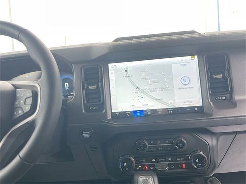 New 2025 Ford Bronco Badlands image 14