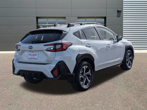 Used 2024 Subaru Crosstrek 2.0i Premium AWD/4WD image 5