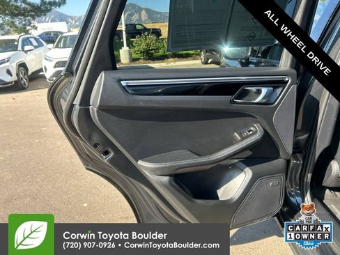Used 2023 Porsche Macan Turbo AWD/4WD image 19