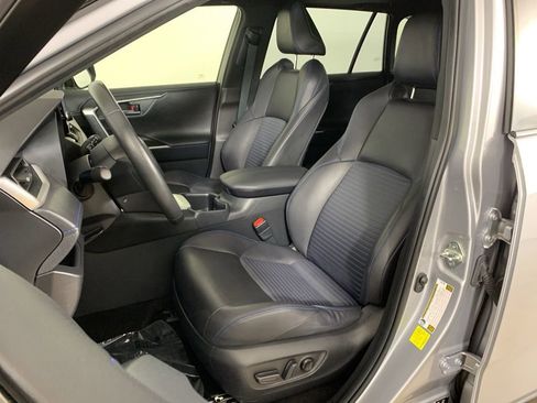 Used 2024 Toyota RAV4 XSE w/ Advanced Technology Package AWD/4WD image 29