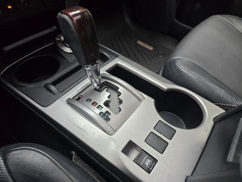 Used 2015 Toyota 4Runner Limited image 39