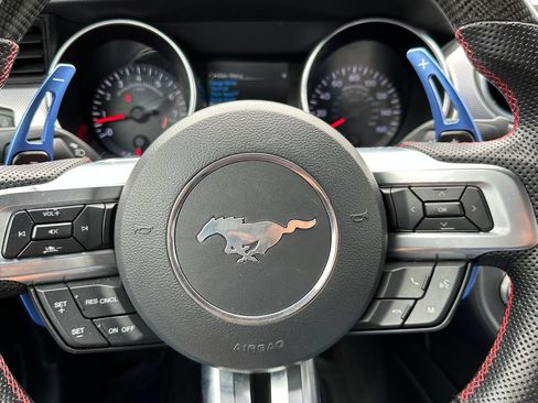 Used 2018 Ford Mustang GT RWD image 25