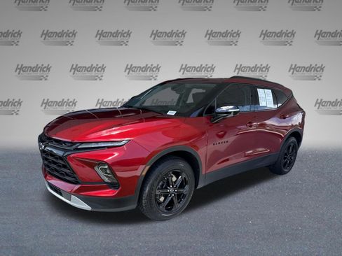 Used 2023 Chevrolet Blazer LT w/ Midnight/Sport Edition FWD image 4
