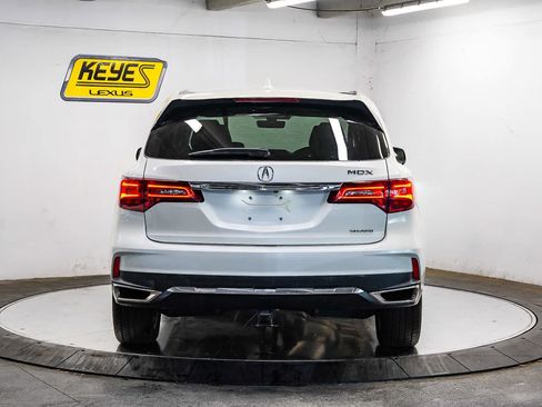 Used 2018 Acura MDX SH-AWD w/ Technology Package image 3