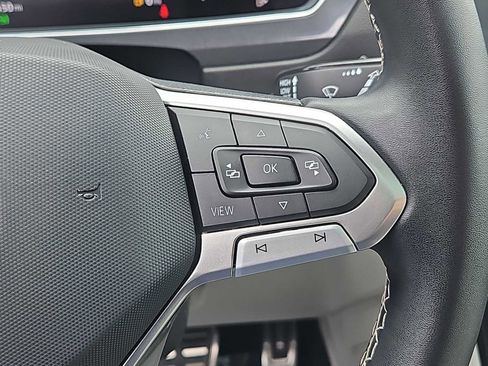 Used 2023 Volkswagen Tiguan SE R-Line AWD/4WD image 25