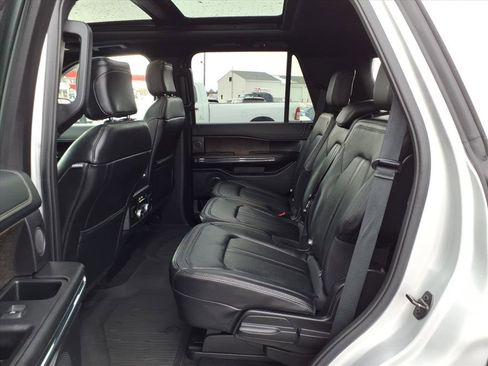 Used 2019 Ford Expedition Limited image 11