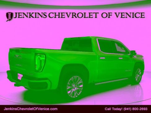 Used 2021 GMC Sierra 1500 Denali w/ Denali Ultimate Package AWD/4WD image 6