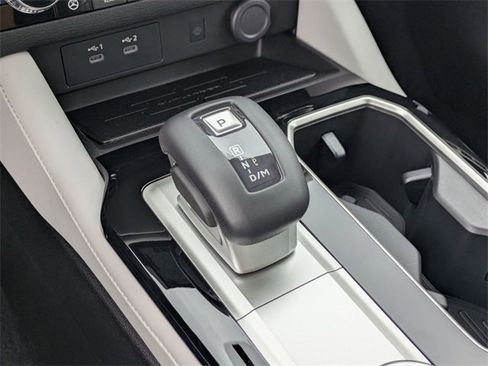 New 2025 Mitsubishi Outlander SEL image 24