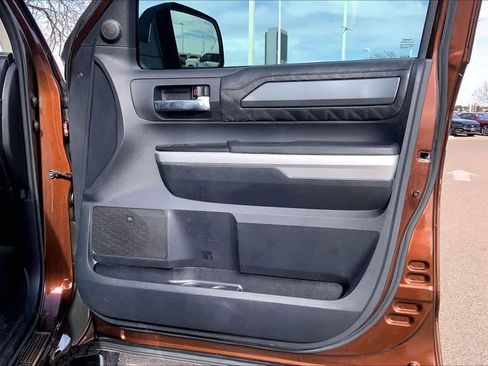 Used 2015 Toyota Tundra Platinum image 22