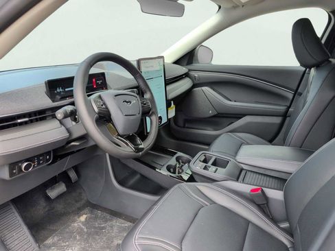 New 2025 Ford Mustang Mach-E Premium image 8