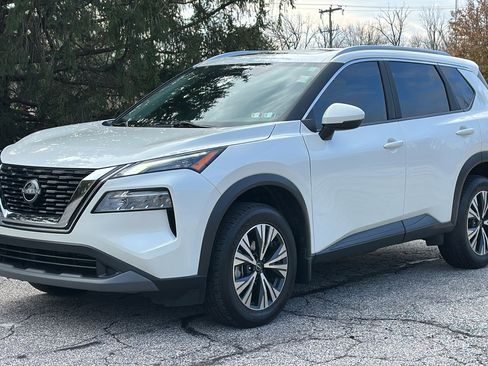 Certified 2023 Nissan Rogue SV w/ SV Premium Package image 2