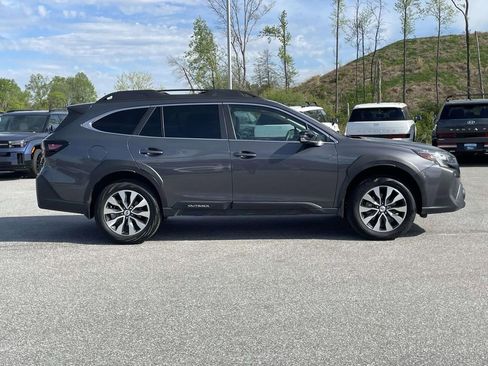 Used 2024 Subaru Outback Limited image 26