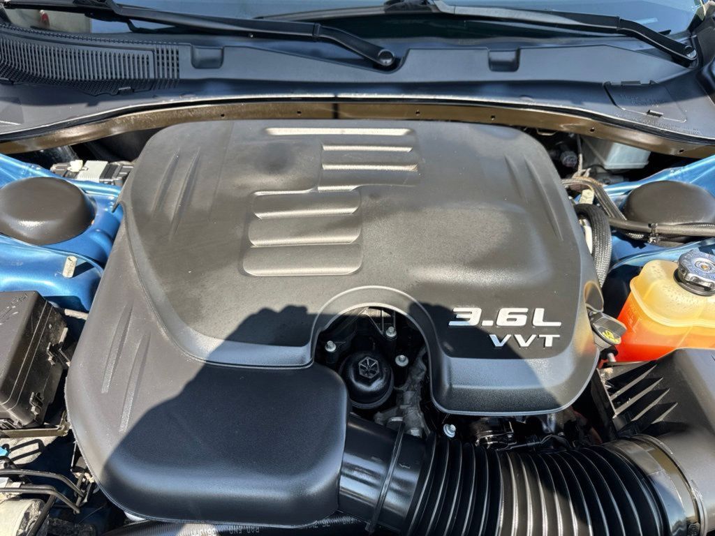 Used 2020 Dodge Charger SXT w/ Cold Weather Package RWD image 31