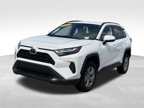 Used 2024 Toyota RAV4 XLE FWD image 1