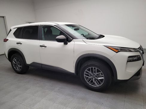 Used 2023 Nissan Rogue S AWD/4WD image 11