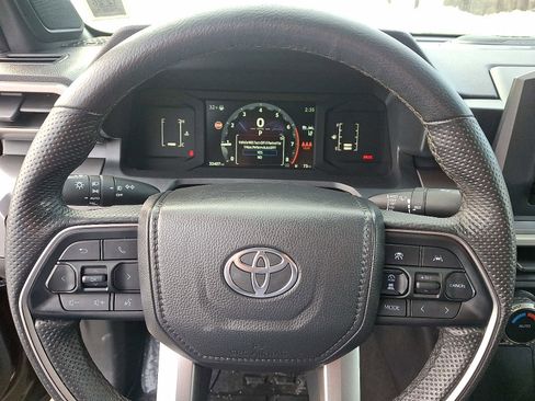 Certified 2024 Toyota Tacoma SR5 image 21