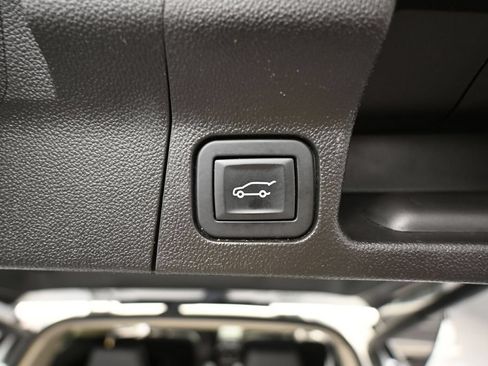 Used 2018 GMC Acadia Denali w/ Technology Package AWD/4WD image 46