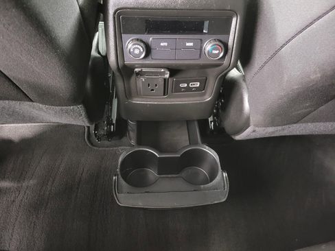 Used 2023 GMC Acadia SLE w/ Driver Convenience Package image 23