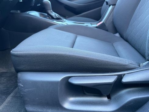 Used 2024 Toyota Corolla LE image 15