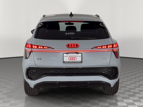 New 2026 Audi Q3 quattro 2.0T image 10
